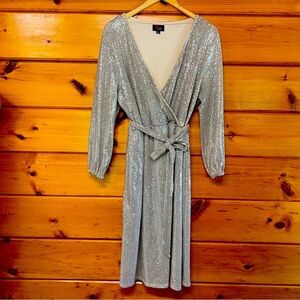 JM Studio by John Meyer Silver Sequin Dress 16W All Stretch Metallic Fabric Wrap